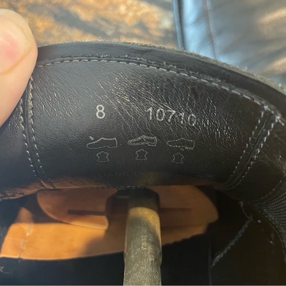 BOSS Leather Loafers - Picture 6 of 11